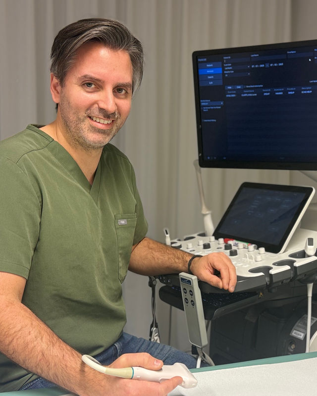 Dr. Yannick De Brucker